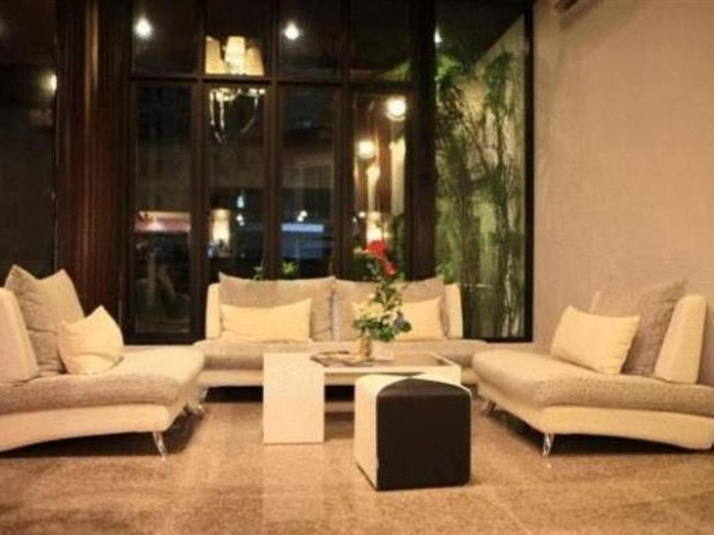 Huay Kaew Palace 1 Hotel Chiang Mai Esterno foto